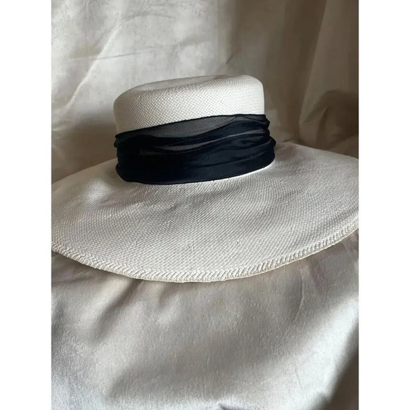 Frances Brewster‎ ivory woven hat with organza bow - Picture 9 of 9